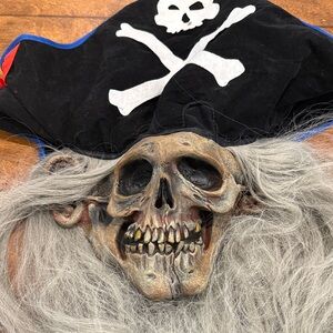 Spooky Pirate Skull Mask with Black Hat